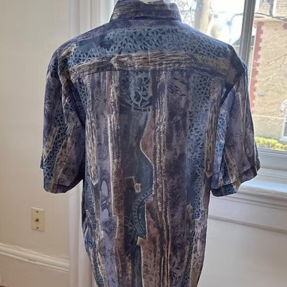 The Leaside Abstract Print Shirt - Picture 3 of 3